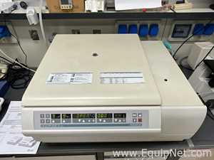 Kendro Laboratory Products Multifuge 3SR Refrigerated Laboratory Centrifuge