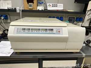 Kendro Laboratory Products Multifuge 3SR Refrigerated Laboratory Centrifuge