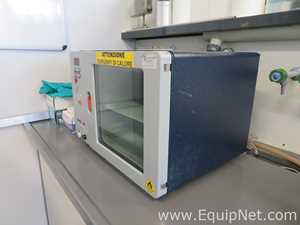Salvis Lab Vacucenter VC 20 Bench Top Vacuum Oven