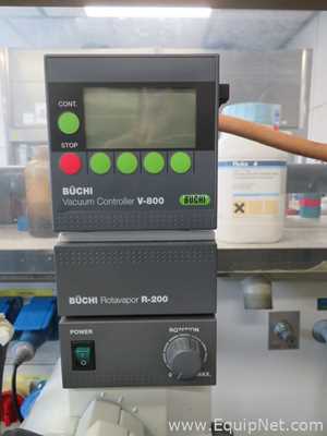 Buchi R-200 Rotavapor with Buchi B-490 Heating Bath and V-800 Vacuum Controller