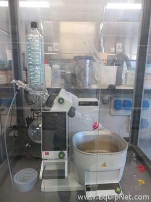 Buchi R-300 Rotary Evaporation System with B-300 Base Heating Bath