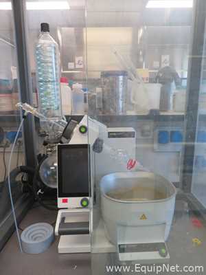 Buchi R-300 Rotary Evaporation System with B-300 Base Heating Bath
