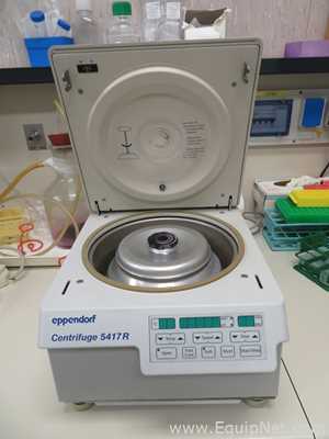 Centrífuga para Laboratórios Eppendorf 5417 R