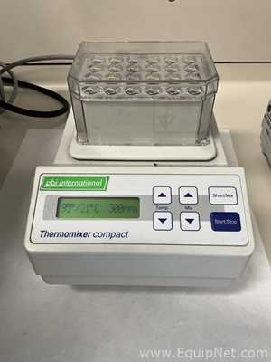 lote de  2 Misturador para Laboratórios Eppendorf Thermomixer Compact