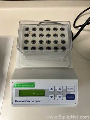 lote de  2 Misturador para Laboratórios Eppendorf Thermomixer Compact