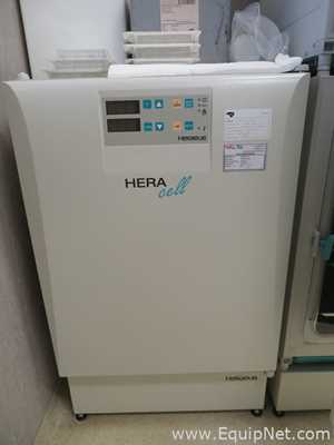 Incubadora Heraeus HERAcell