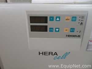 Incubadora Heraeus HERAcell