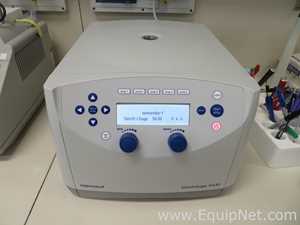 Centrífuga para Laboratórios Eppendorf 5430