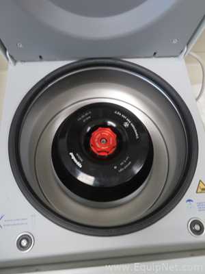Centrífuga para Laboratórios Eppendorf 5430