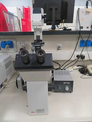 Leica DMIRB Fluorescence Microscope With Reichert Power Supply
