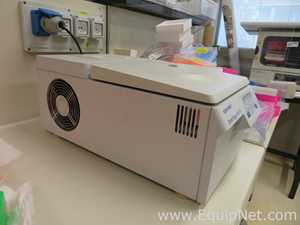 Eppendorf 5417 R Refrigerated Laboratory Centrifuge