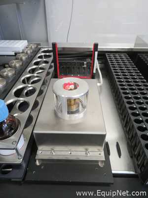 Hamilton Microlab Star Liquid Handler