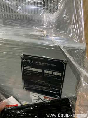 Cargador de Baterias OTTO Motors CB 1500 con Controlador de Carga  