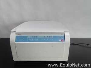 Fisher Accuspin 3 Centrifuge