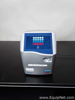Qiagen QIAxpert UV|VIS Spectrophotometer