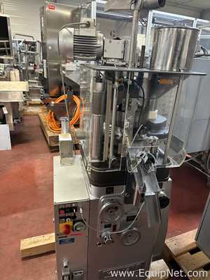Kilian RLS 15 development tablet press