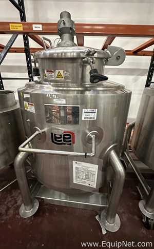 Lee Industries 200LU Stainless Steel Tank with Mixer