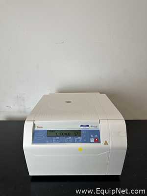 Centrífuga para Laboratórios Thermo Scientific Heraeus Megafuge 8R