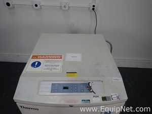 Thermo Fisher Scientific 7402 CryoPlus 2 Liquid Nitrogen Freezer