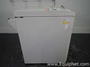 Thermo Fisher Scientific 7402 CryoPlus 2 Liquid Nitrogen Freezer