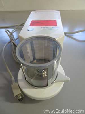 Mettler Toledo UMX2 Ultra-Microbalance with Weighing Terminal