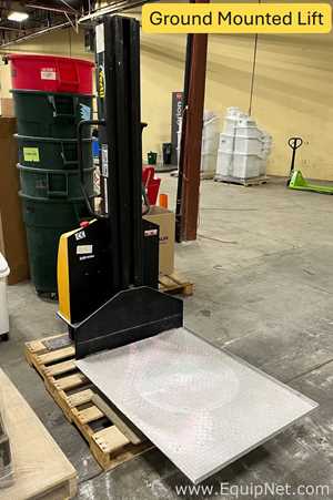 Vestil Manufacturing SLNM-118-FF-HC Electric Narrow Mast Stacker