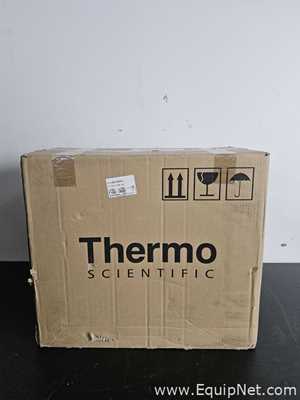 Incubadora Thermo Fisher Scientific Heratherm IMC 18. Sem Uso