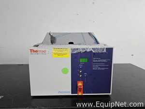 Banho Maria e Circulador Thermo Scientific 2841. Sem Uso