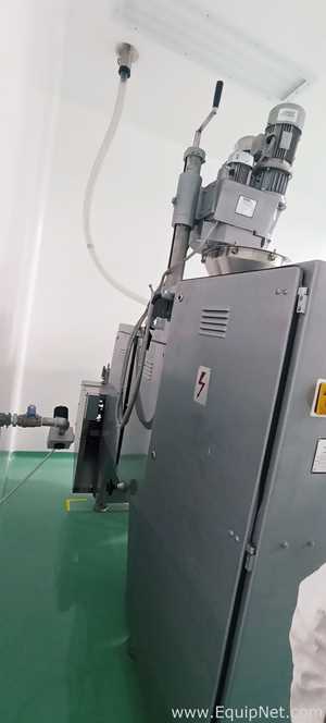 Máquina Vertical Formadora, Envasadora e Seladora Volpak S.130.D