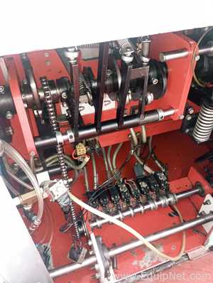 Máquina Vertical Formadora, Envasadora e Seladora Volpak S.130.D