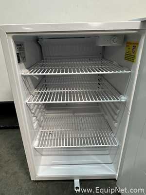 Lot Of 4 VWR HCUCFS-0404 Undercounter Laboratory Refrigerators