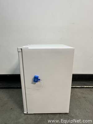 Lot Of 4 VWR HCUCFS-0404 Undercounter Laboratory Refrigerators