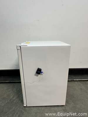Lot Of 4 VWR HCUCFS-0404 Undercounter Laboratory Refrigerators