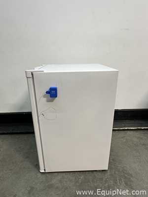 Lot Of 4 VWR HCUCFS-0420 Undercounter Freezers