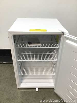 Lot Of 4 VWR HCUCFS-0404 Undercounter Laboratory Refrigerators