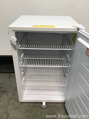 Lot Of 4 VWR HCUCFS-0404 Undercounter Laboratory Refrigerators