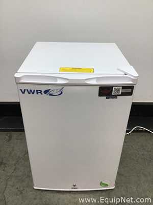 Lot Of 4 VWR HCUCFS-0404 Undercounter Laboratory Refrigerators