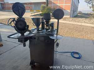 Máquina de Encapsulamento e Envase de Cápsulas Elanco 8S