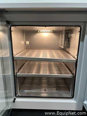 LabNet I-5311-D Incubator
