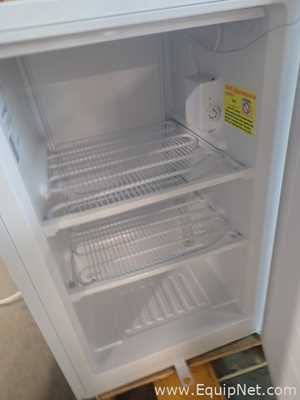 Lot Of 4 VWR HCUCFS-0420 Undercounter Freezers