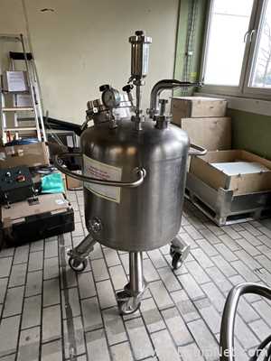 BIS Industrieservice Mitte GmbH 278 Litre Mobile Titanium Vacuum Rated Vessel