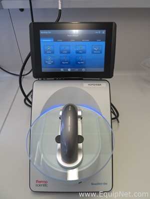 Thermo Fisher NanoDrop One Microvolume UV-Vis Spectrophotometer