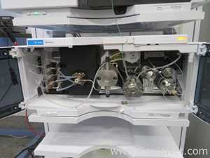 Agilent Technologies 1260 Infinity II HPLC System with 1260 Infinity II VWD Detector
