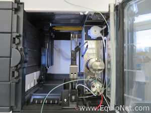 Agilent Technologies 1260 Infinity II HPLC System with 1260 Infinity II VWD Detector