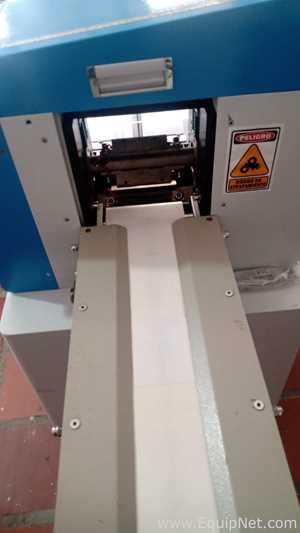 DK-220SE Horizontal Flow Pack Packaging Machine