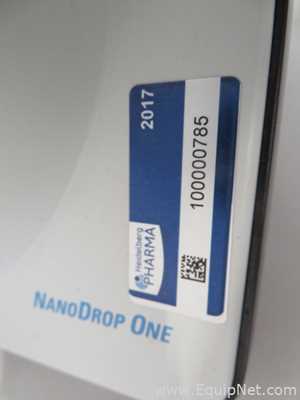 Thermo Scientific NanoDrop One Microvolume UV-Vis Spectrophotometer
