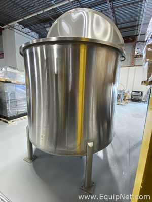 Tanque Acero inoxidable  .  1000 Galones