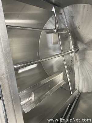 HB Metal Manufacturing Insulated Stainless Steel Mixing Tank With Dual Agitation
