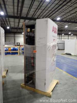 Equipamento de Distribuição de Energia ABB  ReliaGear EXcelerate. Sem Uso