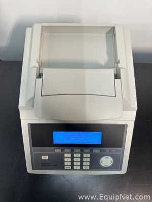 Applied Biosystems Geneamp PCR System 9700 PCR and Thermal Cycler